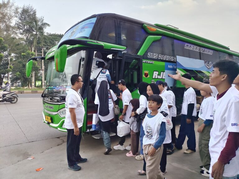 Nasabah BRI Ikut Mudik Bersama BO Karawang